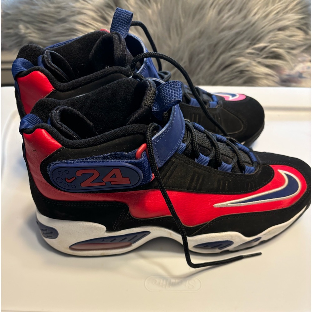 EUC Nike Griffey Max 1